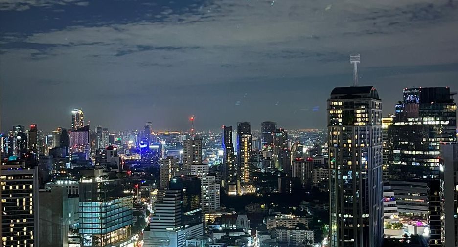 For rent 1 bed condo in Khlong Toei, Bangkok