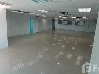Büro zur Miete in Huai Khwang, Bangkok