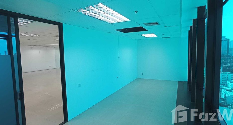 For rent office in Huai Khwang, Bangkok