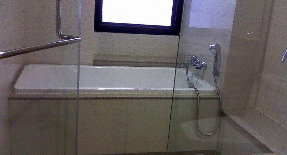 Аренда 2 спальни кондо в Кхлонг Тоеи, Бангкок