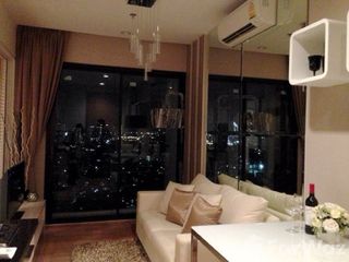 Condo en alquiler de 1 habitaciones en Khlong San, Bangkok