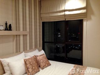 Condo en alquiler de 1 habitaciones en Khlong San, Bangkok