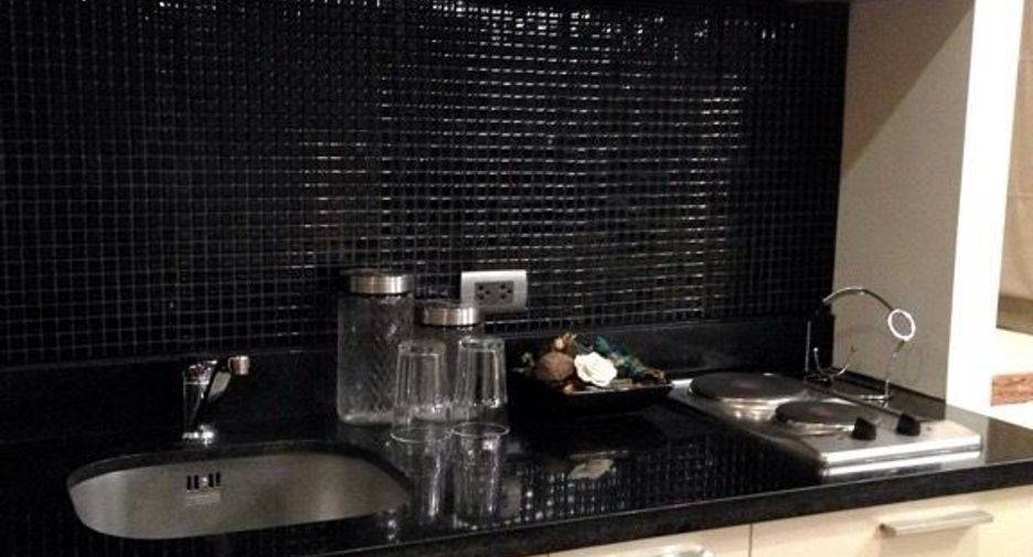 For rent 1 bed condo in Khlong San, Bangkok
