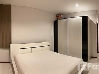 For rent 1 bed condo in Khlong San, Bangkok