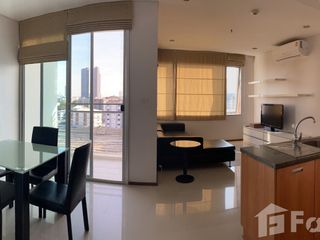 For rent 1 bed condo in Khlong San, Bangkok