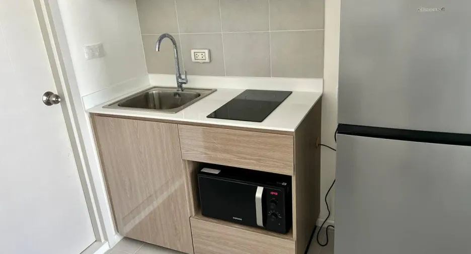 For rent 1 Beds condo in Bang Phlat, Bangkok