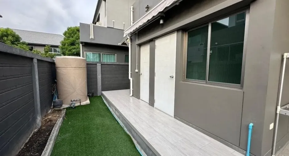 Haus zur Miete mit 3 Zimmer in Bueng Kum, Bangkok