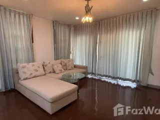 For rent 3 bedrooms house in Saphan Sung, Bangkok