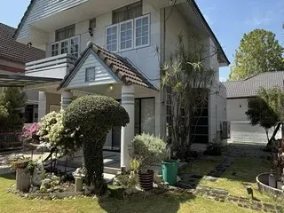 For rent 3 bedrooms house in Saphan Sung, Bangkok