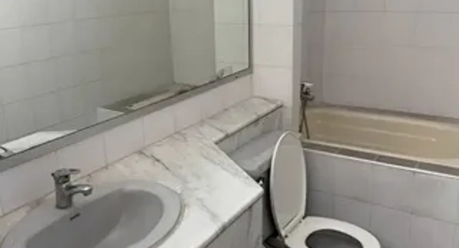 For rent 3 bedrooms house in Saphan Sung, Bangkok