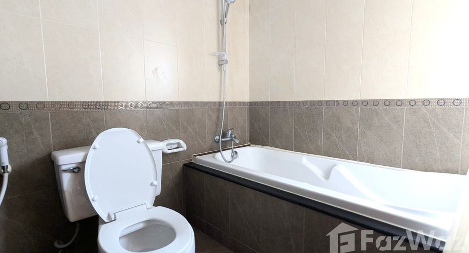 For rent 2 bedrooms condo in Sathon, Bangkok