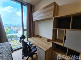 For rent 2 bedrooms condo in Yan Nawa, Bangkok