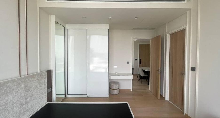 For rent 1 bed condo in Sathon, Bangkok