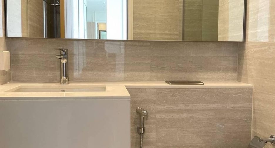 For rent 1 bed condo in Sathon, Bangkok
