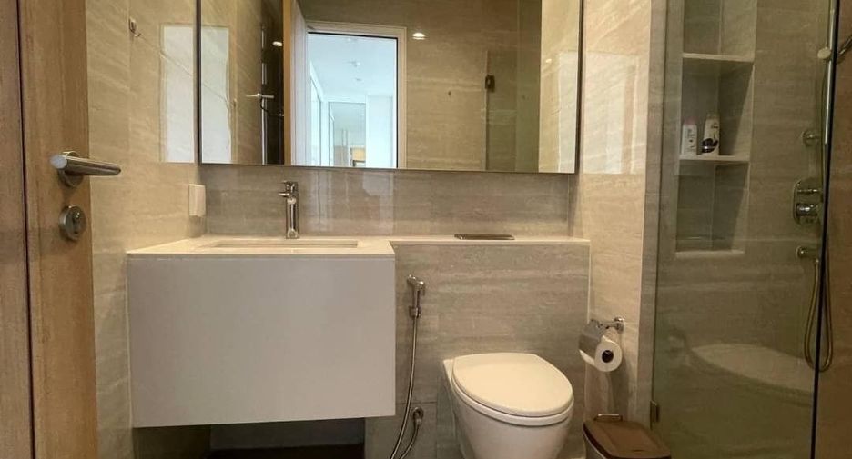 For rent 1 bed condo in Sathon, Bangkok