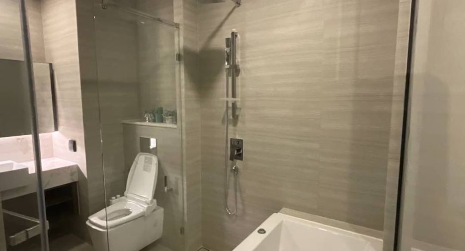 For rent 1 bed condo in Watthana, Bangkok