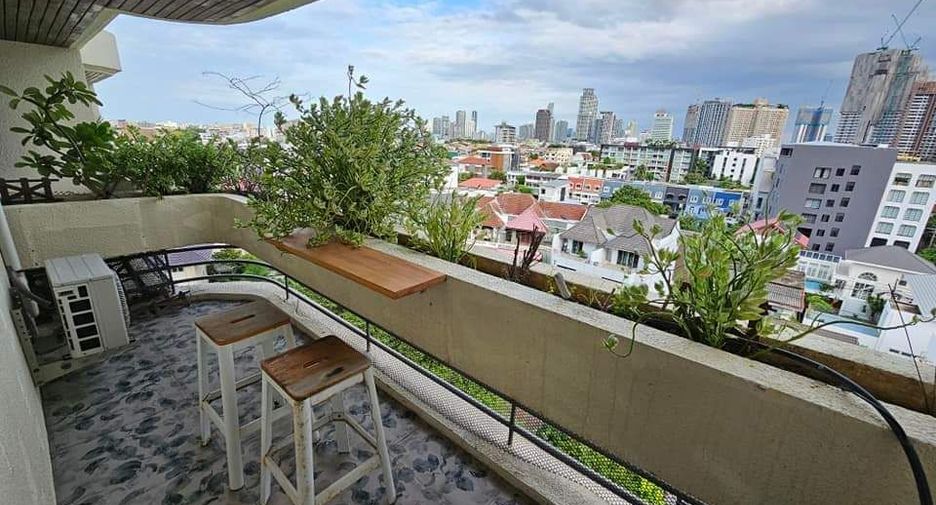 Condo en alquiler de 2 habitaciones en Watthana, Bangkok