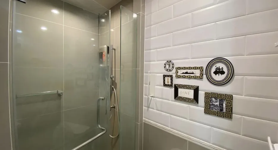 For rent studio condo in Phaya Thai, Bangkok
