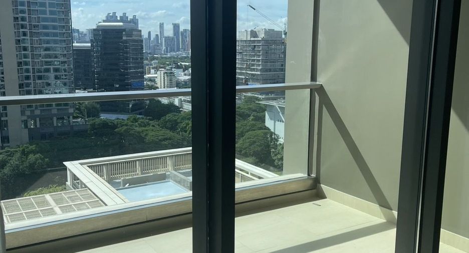 For rent 2 bedrooms condo in Pathum Wan, Bangkok