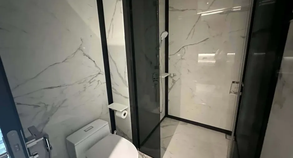 Wohnung zur Miete mit 2 Zimmer in Watthana, Bangkok