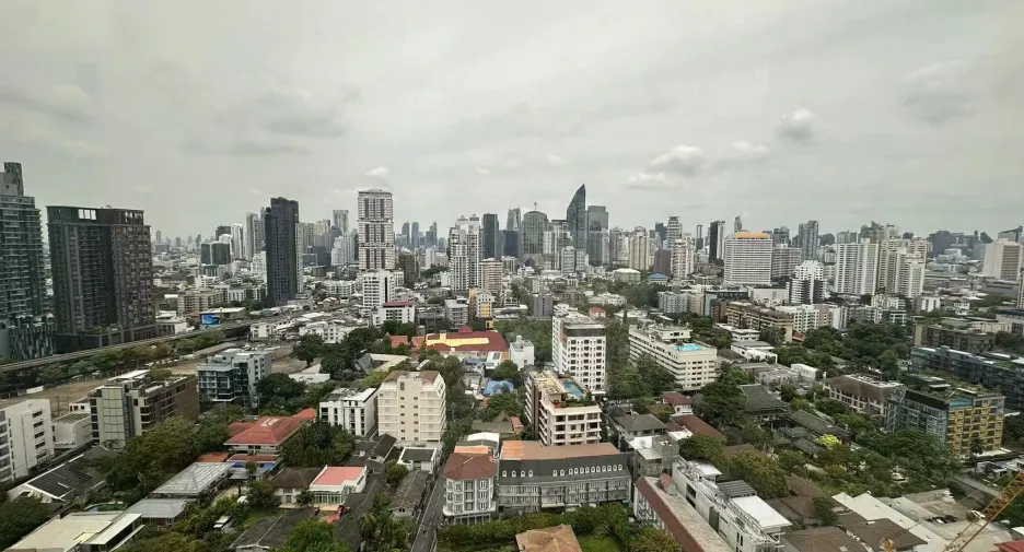 Wohnung zur Miete mit 2 Zimmer in Watthana, Bangkok
