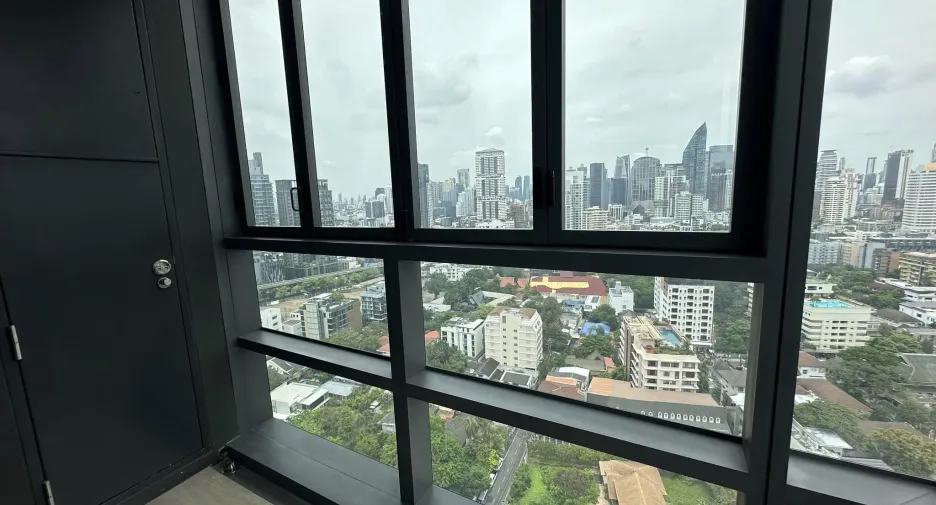 Wohnung zur Miete mit 2 Zimmer in Watthana, Bangkok