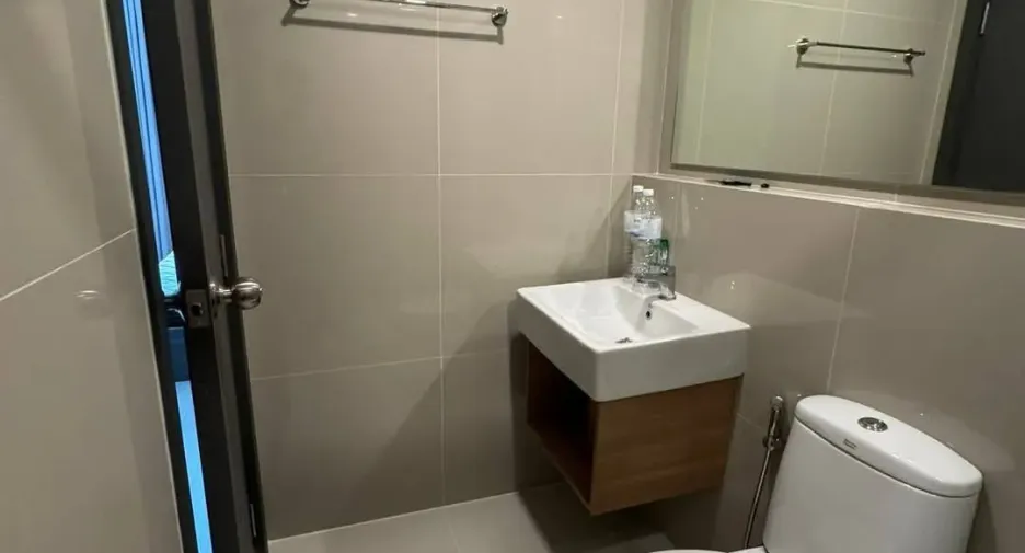 For rent 2 bedrooms condo in Bang Na, Bangkok