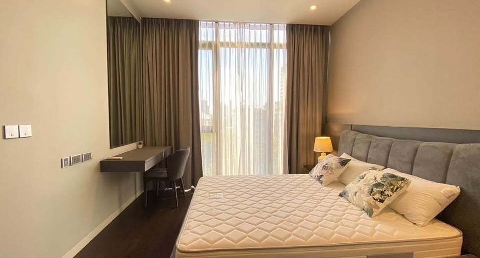 For rent 2 bedrooms condo in Khlong Toei, Bangkok