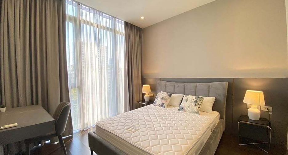 For rent 2 bedrooms condo in Khlong Toei, Bangkok
