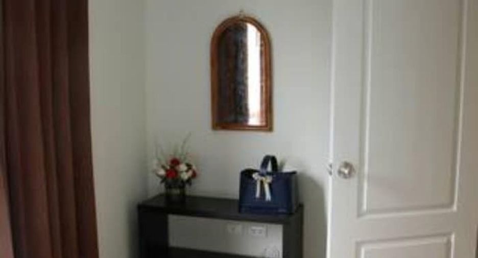 For rent 2 bedrooms condo in Bang Kapi, Bangkok