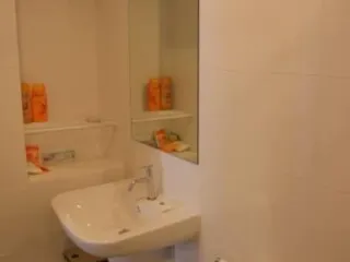 For rent 2 ベッドルーム condo in Bang Kapi, Bangkok