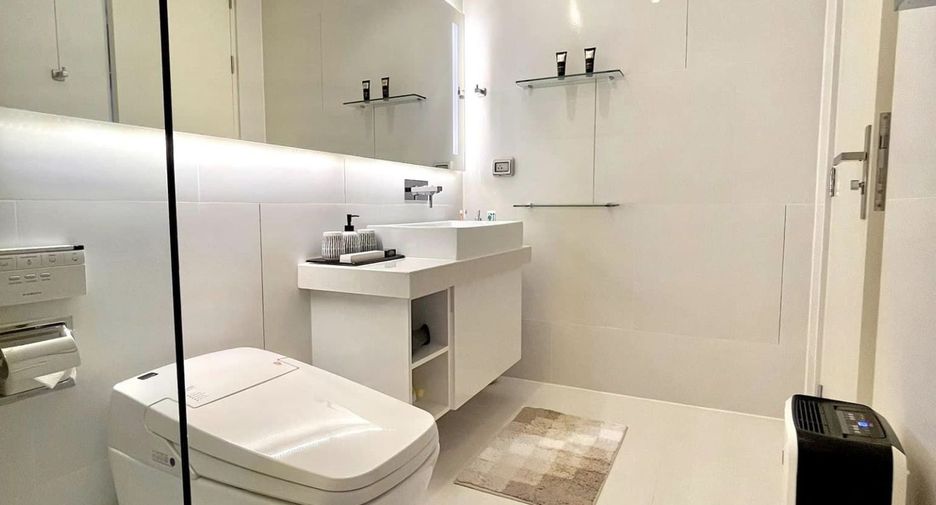 Condo en alquiler de 1 habitaciones en Sathon, Bangkok