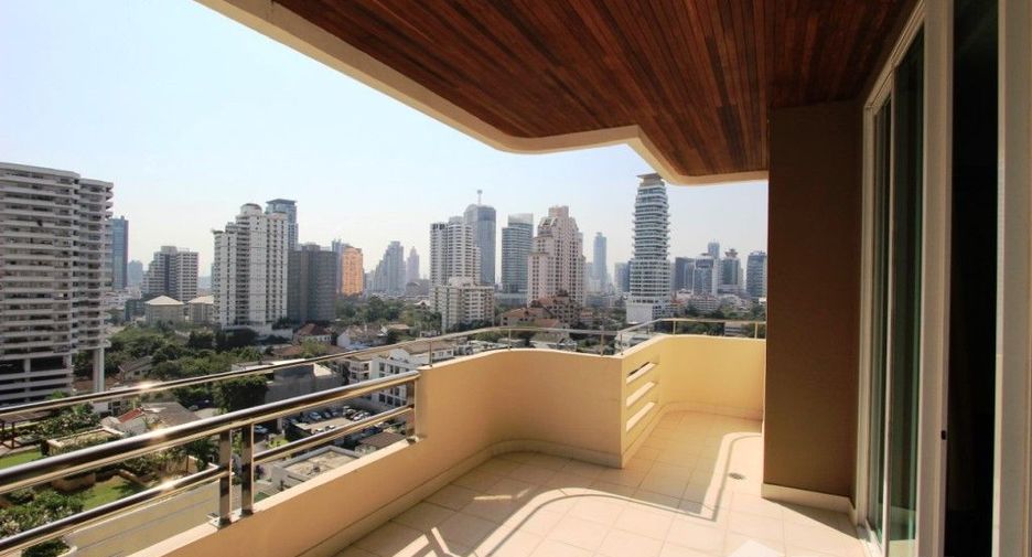 For rent 3 ベッドルーム condo in Watthana, Bangkok