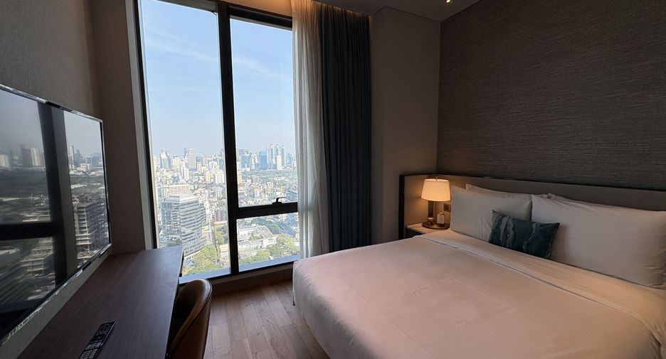 For rent 2 ベッドルーム condo in Pathum Wan, Bangkok