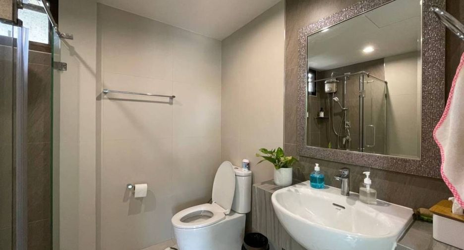 For rent 6 bedrooms office in Watthana, Bangkok