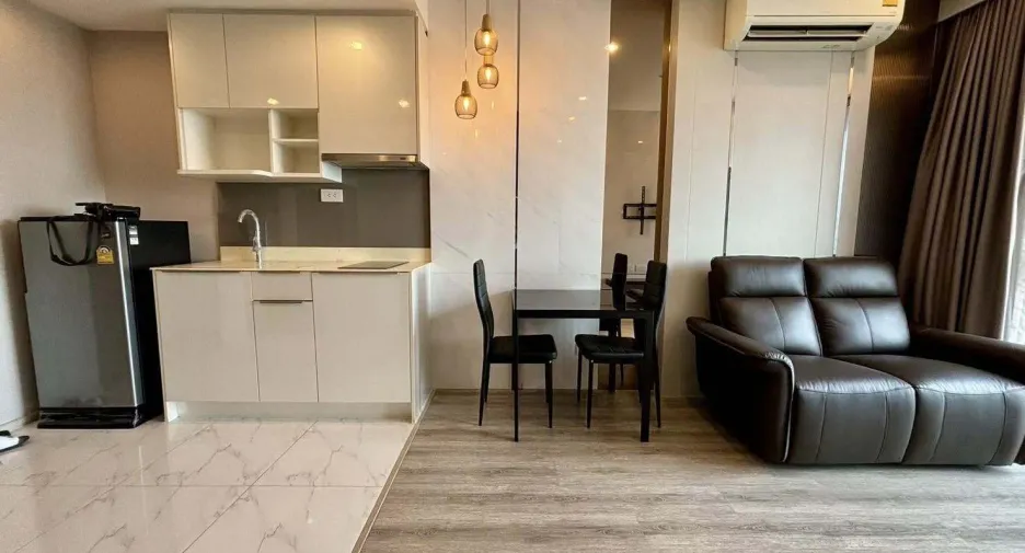 À louer 2 chambres condo à Bang Na, Bangkok
