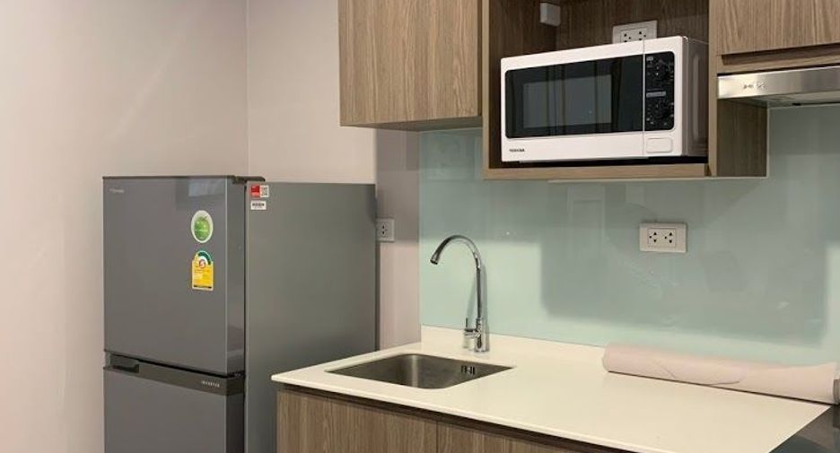 For rent 2 bedrooms condo in Bang Phlat, Bangkok