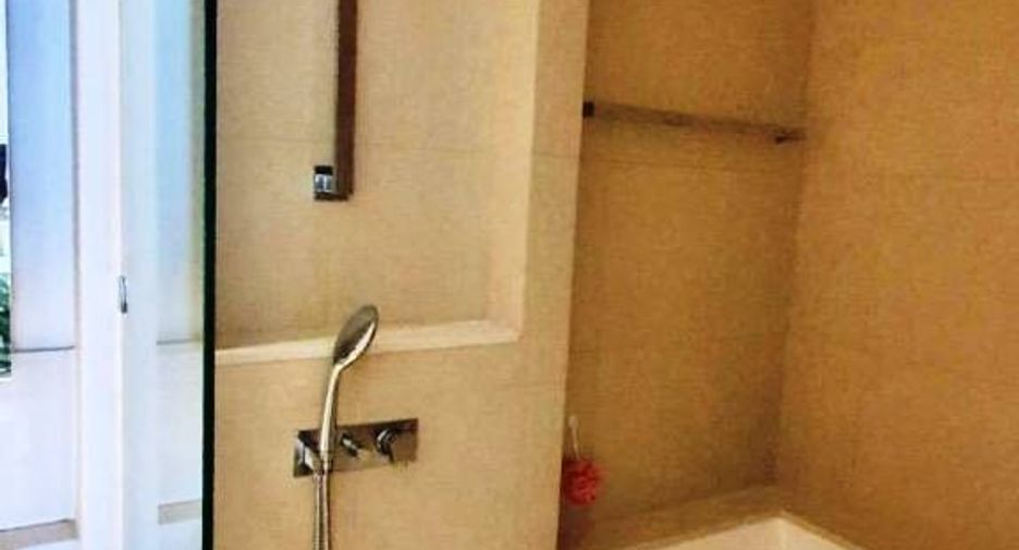For rent 1 bed condo in Sathon, Bangkok