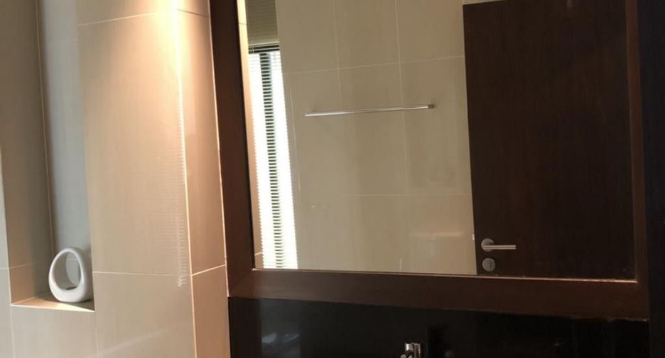 Condo en alquiler de 2 habitaciones en Sathon, Bangkok