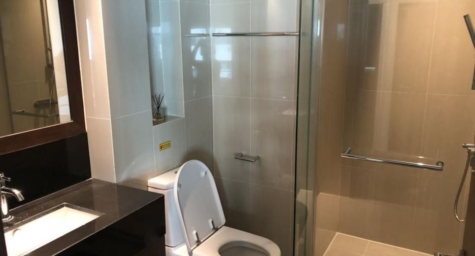 Condo en alquiler de 2 habitaciones en Sathon, Bangkok