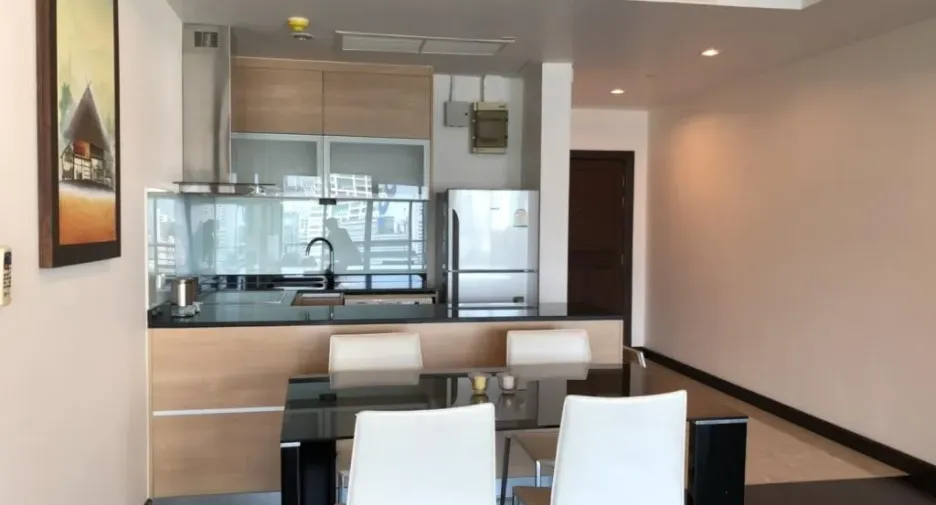 Condo en alquiler de 2 habitaciones en Sathon, Bangkok