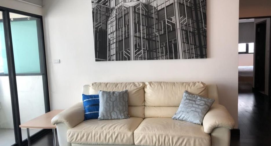 Condo en alquiler de 2 habitaciones en Sathon, Bangkok