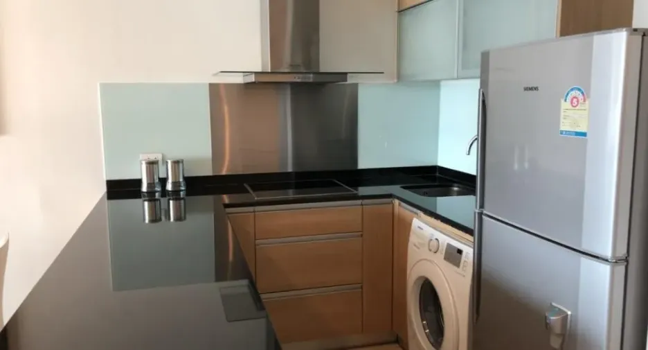 Condo en alquiler de 2 habitaciones en Sathon, Bangkok