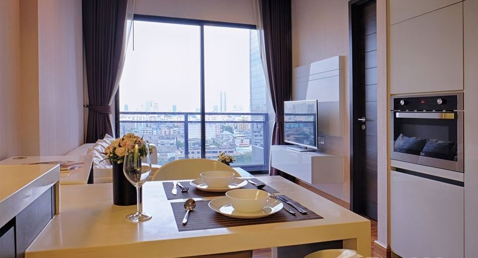 For rent 1 bed condo in Huai Khwang, Bangkok