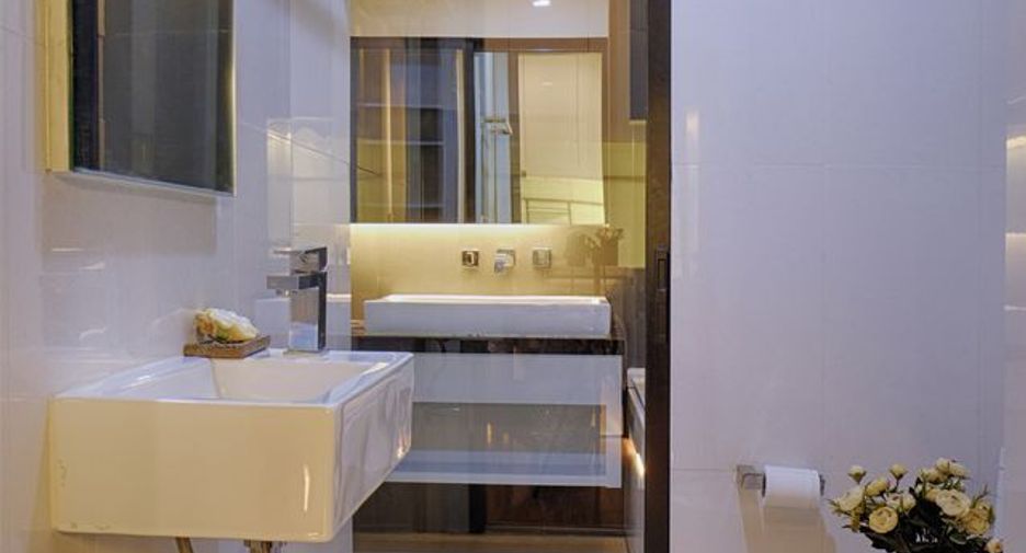 For rent 1 bed condo in Huai Khwang, Bangkok