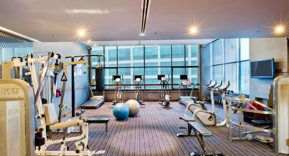 For rent 3 bedrooms condo in Khlong Toei, Bangkok