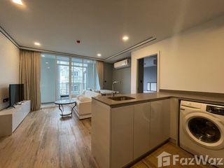 For rent 2 bedrooms condo in Yan Nawa, Bangkok