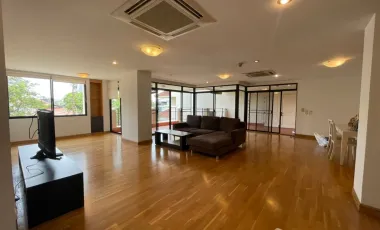 Wohnung zur Miete mit 3 Zimmer in Watthana, Bangkok