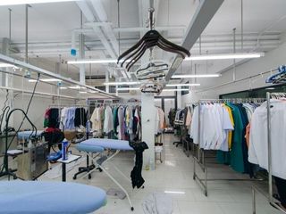For rent 9 bedrooms retail Space in Watthana, Bangkok