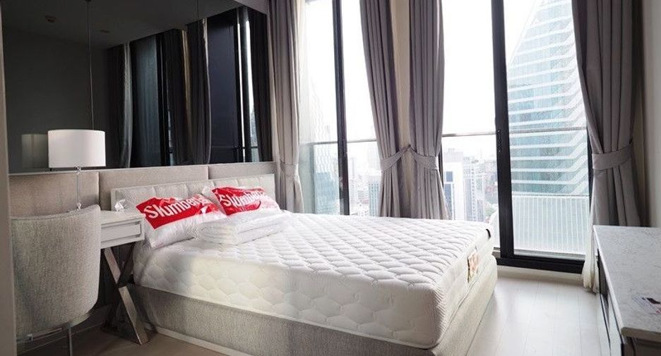 À louer 2 chambres condo à Pathum Wan, Bangkok
